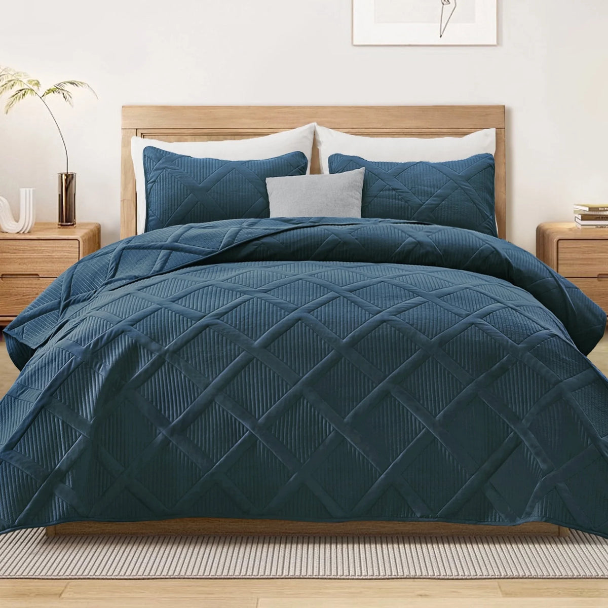 Ultrasonic King Quilt Set, 3-Piece Lightweight Bedspreads Modern Striped Coverlet, White