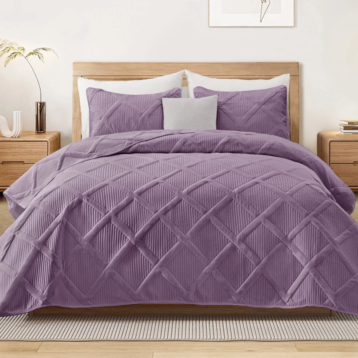 Ultrasonic King Quilt Set, 3-Piece Lightweight Bedspreads Modern Striped Coverlet, White