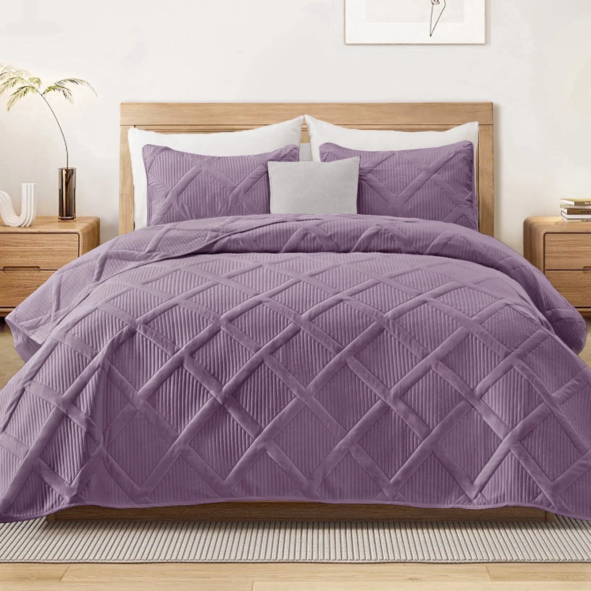 Ultrasonic King Quilt Set, 3-Piece Lightweight Bedspreads Modern Striped Coverlet, White
